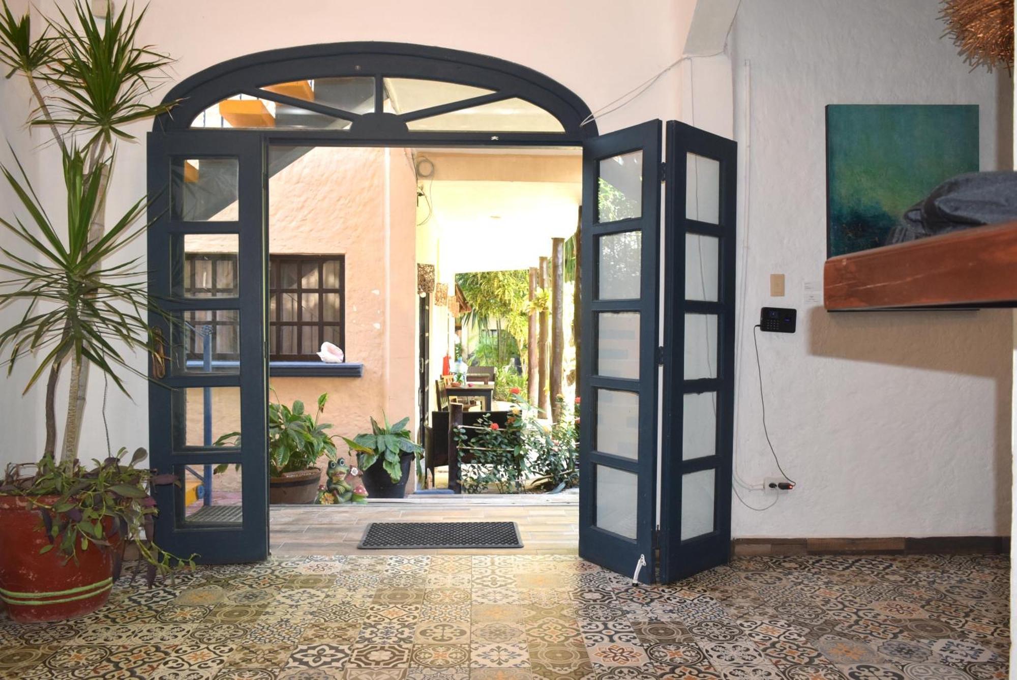 Hotel Casa El Moro Пуерто Морелос Екстериор снимка